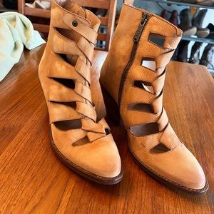 Tan Veracruz Sexy Booties 8.5